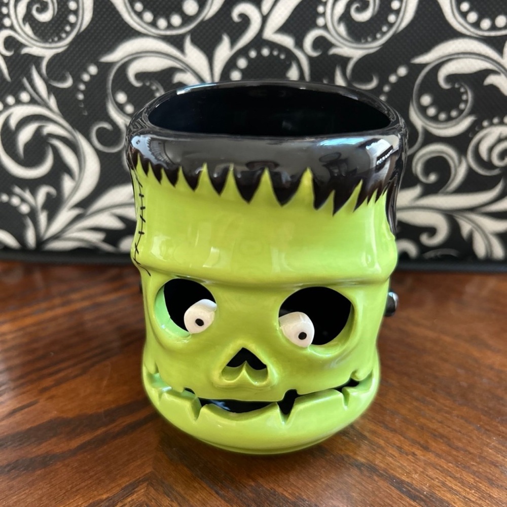 Frankenstein RARE Candle Holder - Slatkin & Co. / Bath & Body Works (2011)
